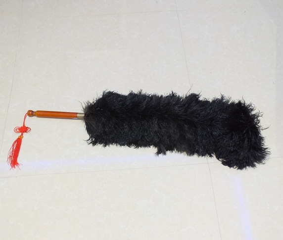 Ostrich feather duster M01