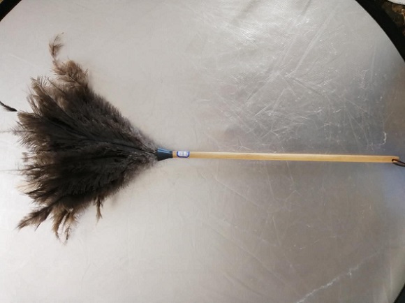 Medium size Ostrich feather duster